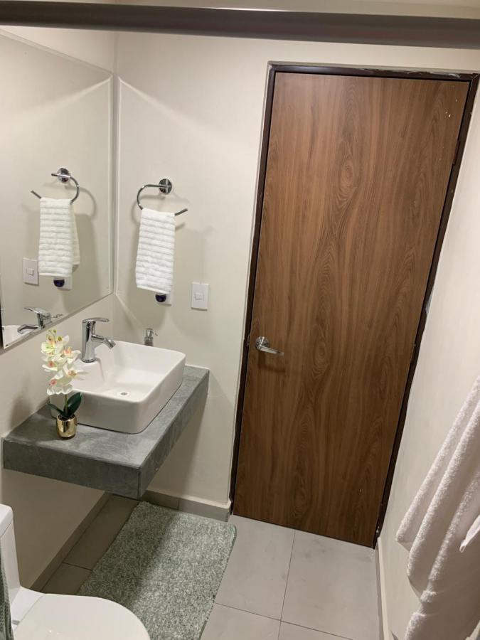 Ferienwohnung Departamento Nuevo Y Centrico Con Ambiente Familiar En Guadalajara Exterior foto